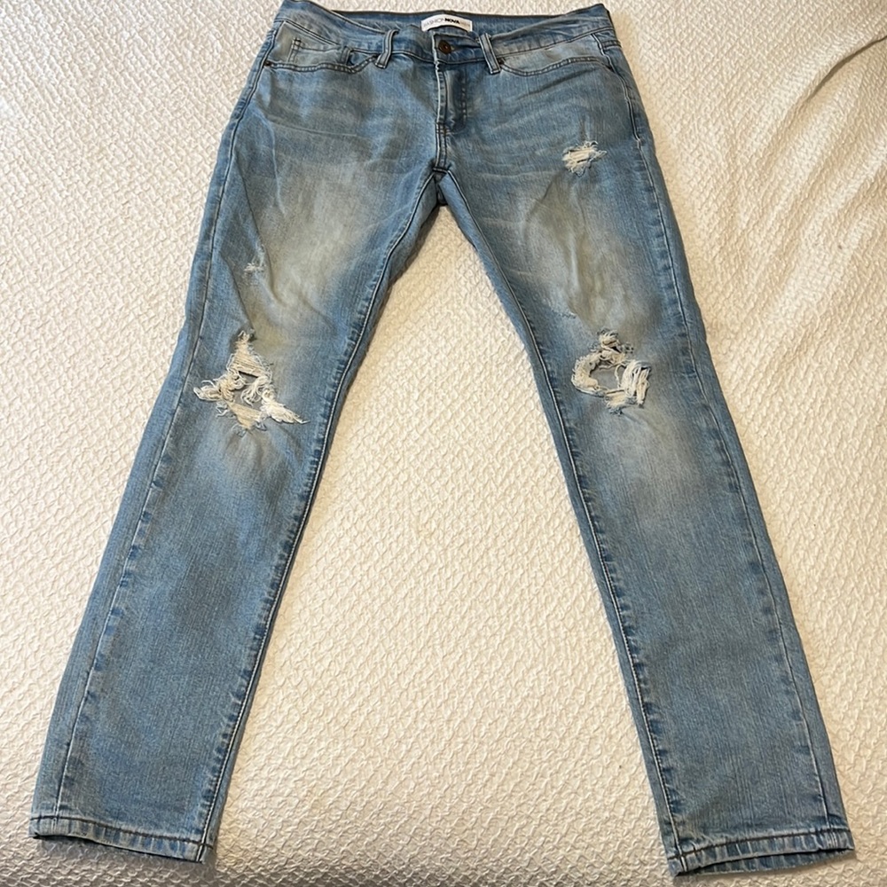 Fashinova ripped Jeans